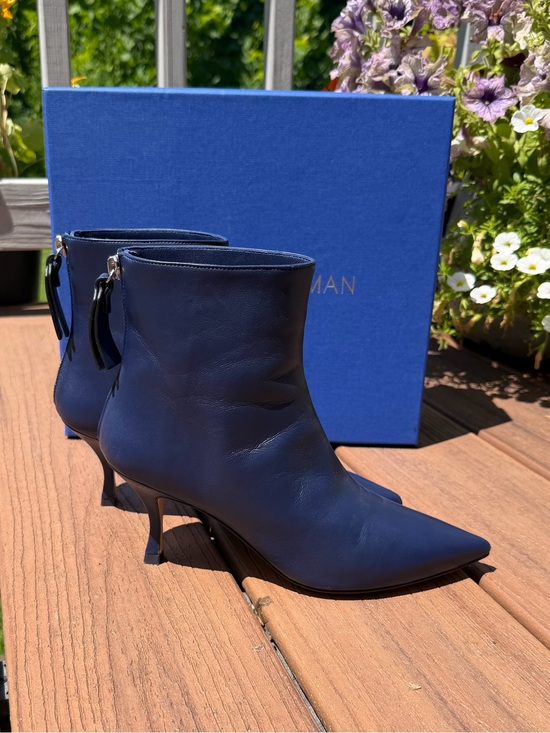 Stuart Weitzman Shoes - Stuart Weitzman Size 6 M Midnight Reims Juniper Boots Booties EUC